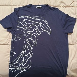 Versace Size medium t shirt